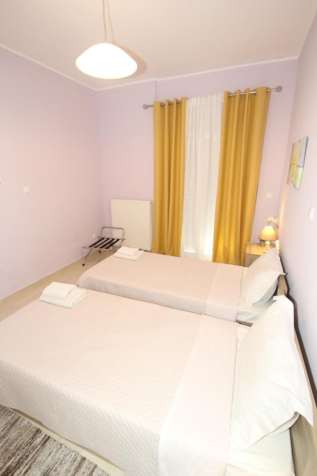Filoxenia Apartment Артеміда Екстер'єр фото